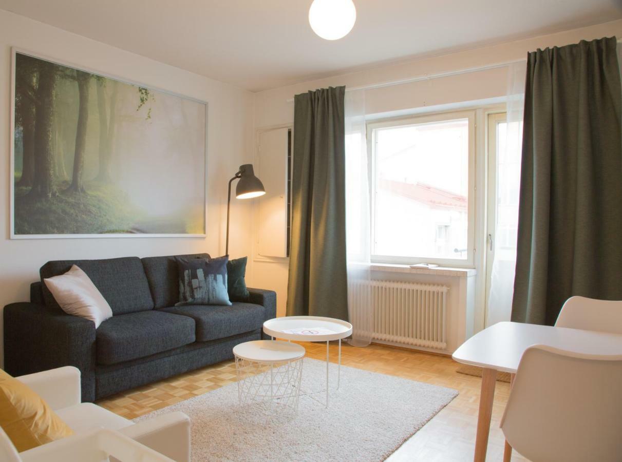Borent Suite Apartment Турку Екстериор снимка